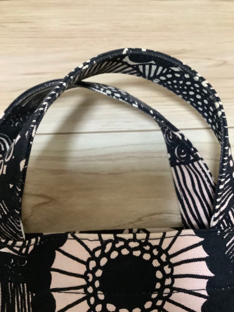 マリメッコシイルトラプータルハトートバッグ(美品)