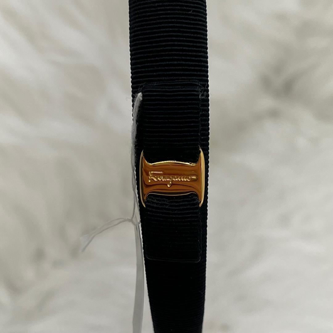 新品未使用品✨フェラガモ　Ferragamo カチューシャ　ブラック