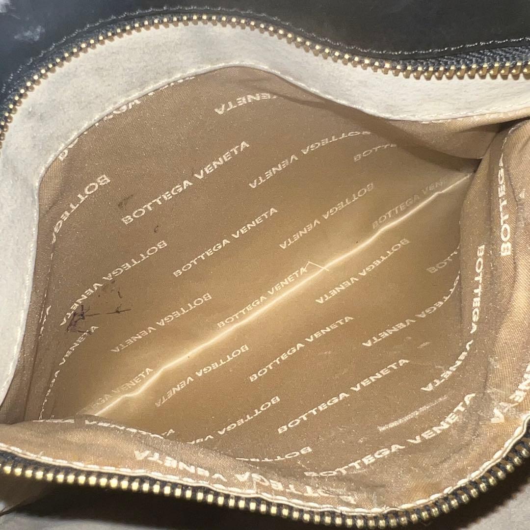 美品✨ボッテガヴェネタ イントレチャート ショルダーバッグ レザー ブラック