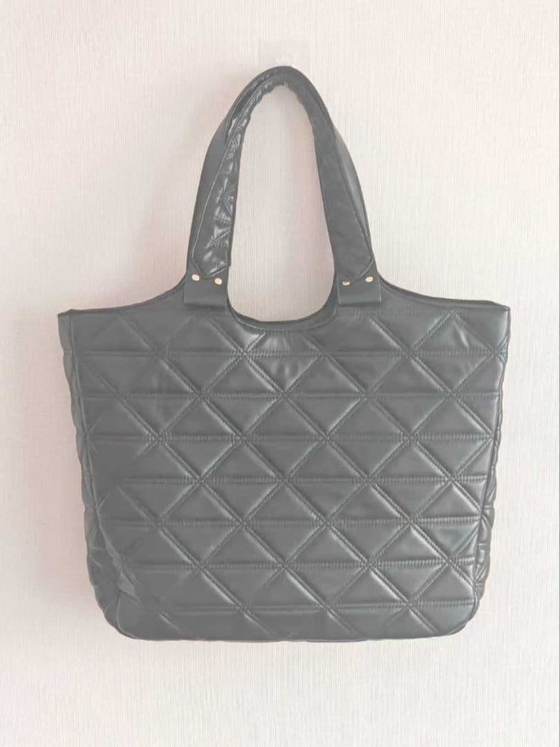 Vivienne　Westwood　ブラックキルティングトートバッグ