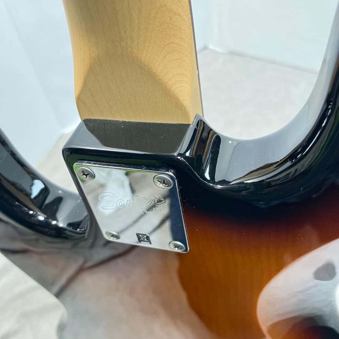 ベース Squier by Fender Affinity Jazz Bass