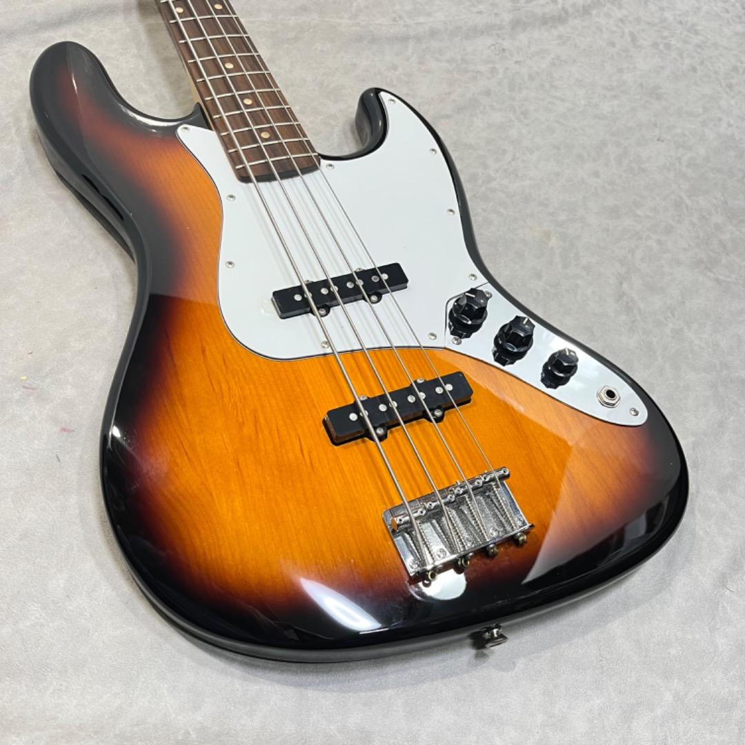 ベース Squier by Fender Affinity Jazz Bass
