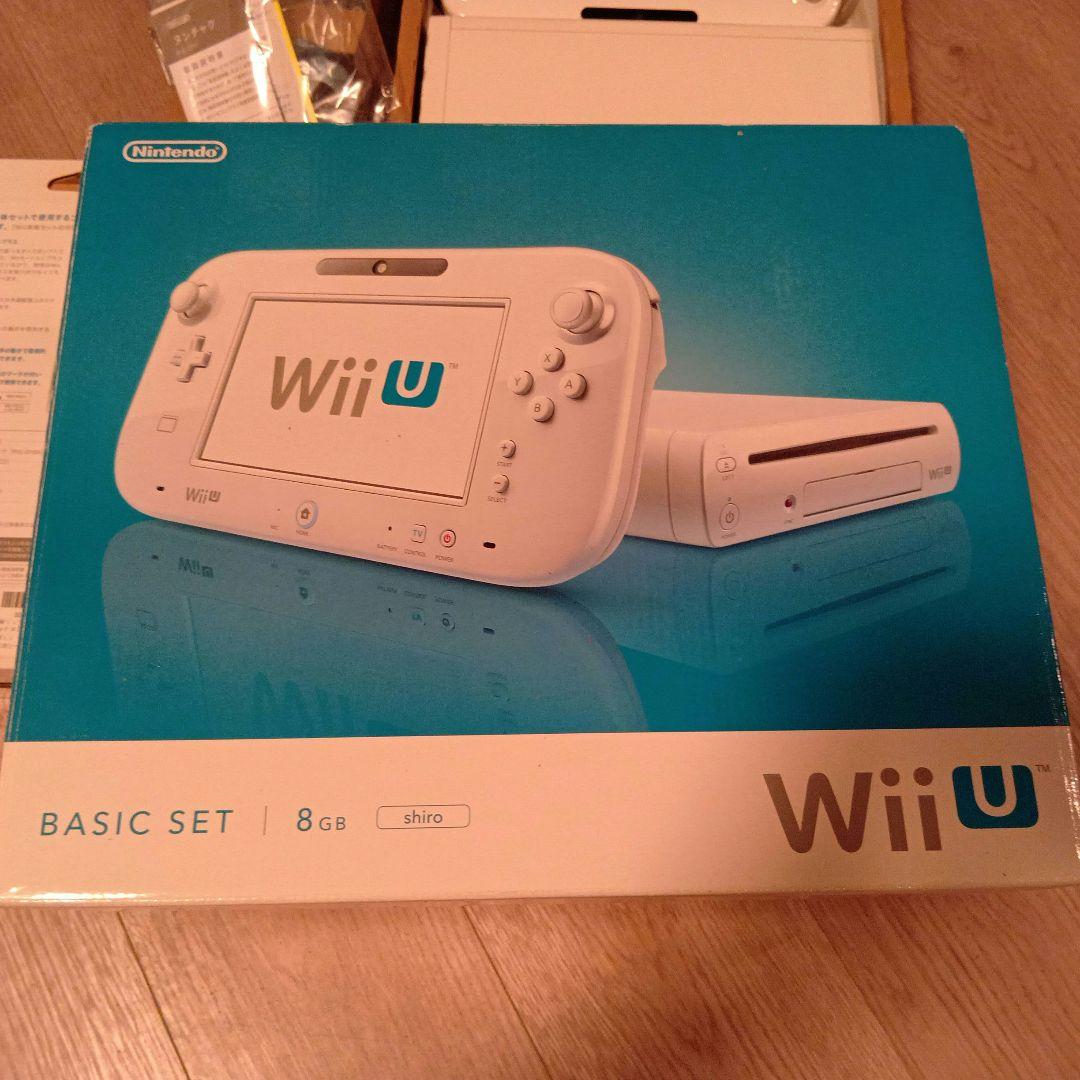 Wii Uベーシックセット、8GB、白 Wiiリモコンプラス追加パック黒