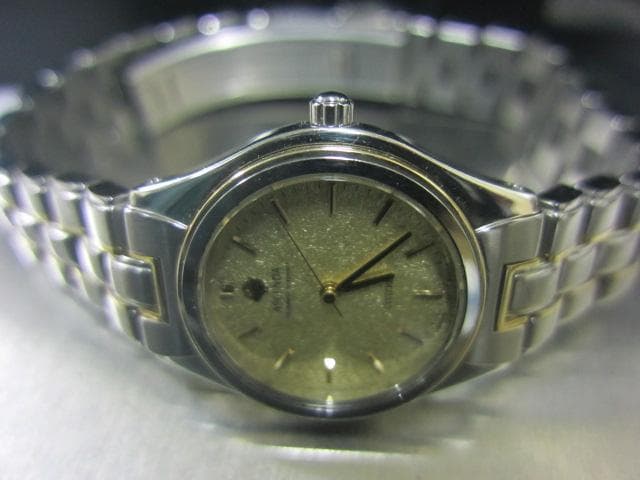 シチズン　アセンダ・レディースクォーツ　１８Ｋベゼル