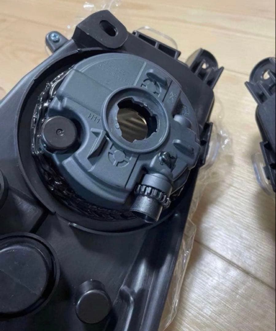 50プリウス　フォグ加工　バルブ交換式　H8H11H16バルブ