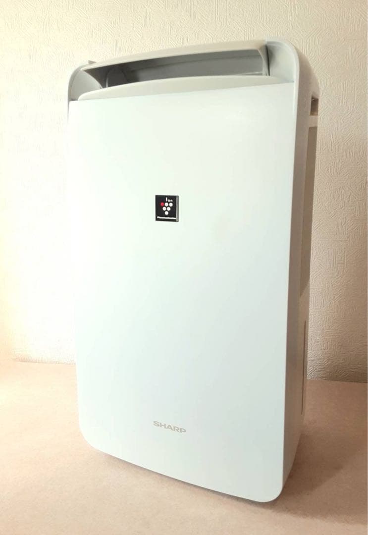 シャープCM-N100-W 冷風衣類乾燥除湿機 プラズマクラスター7000