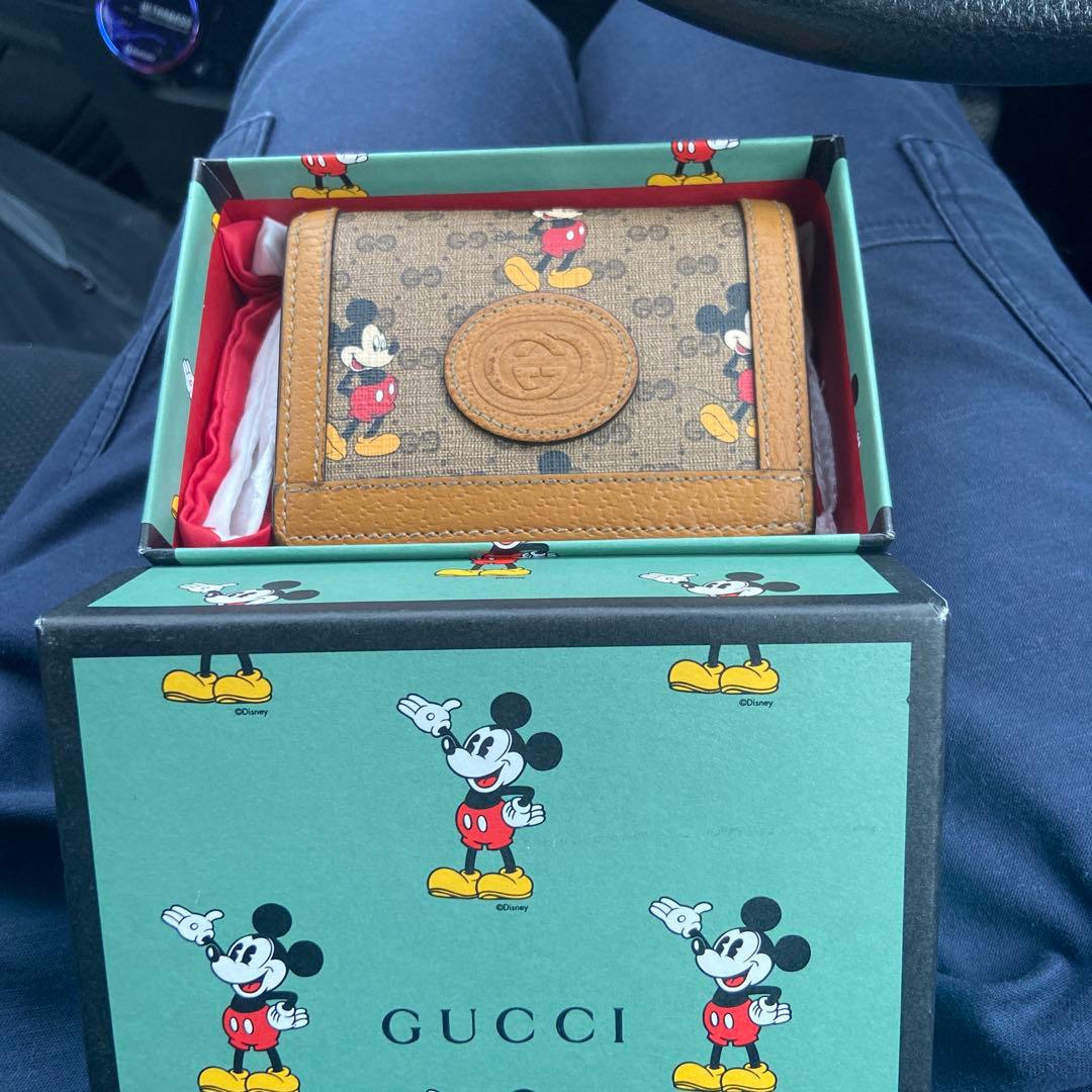 GUCCI ミッキーマウス柄 二つ折り財布