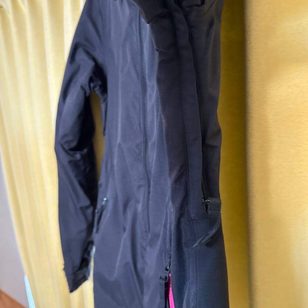 ボルコム ブラック スノーボードウェア