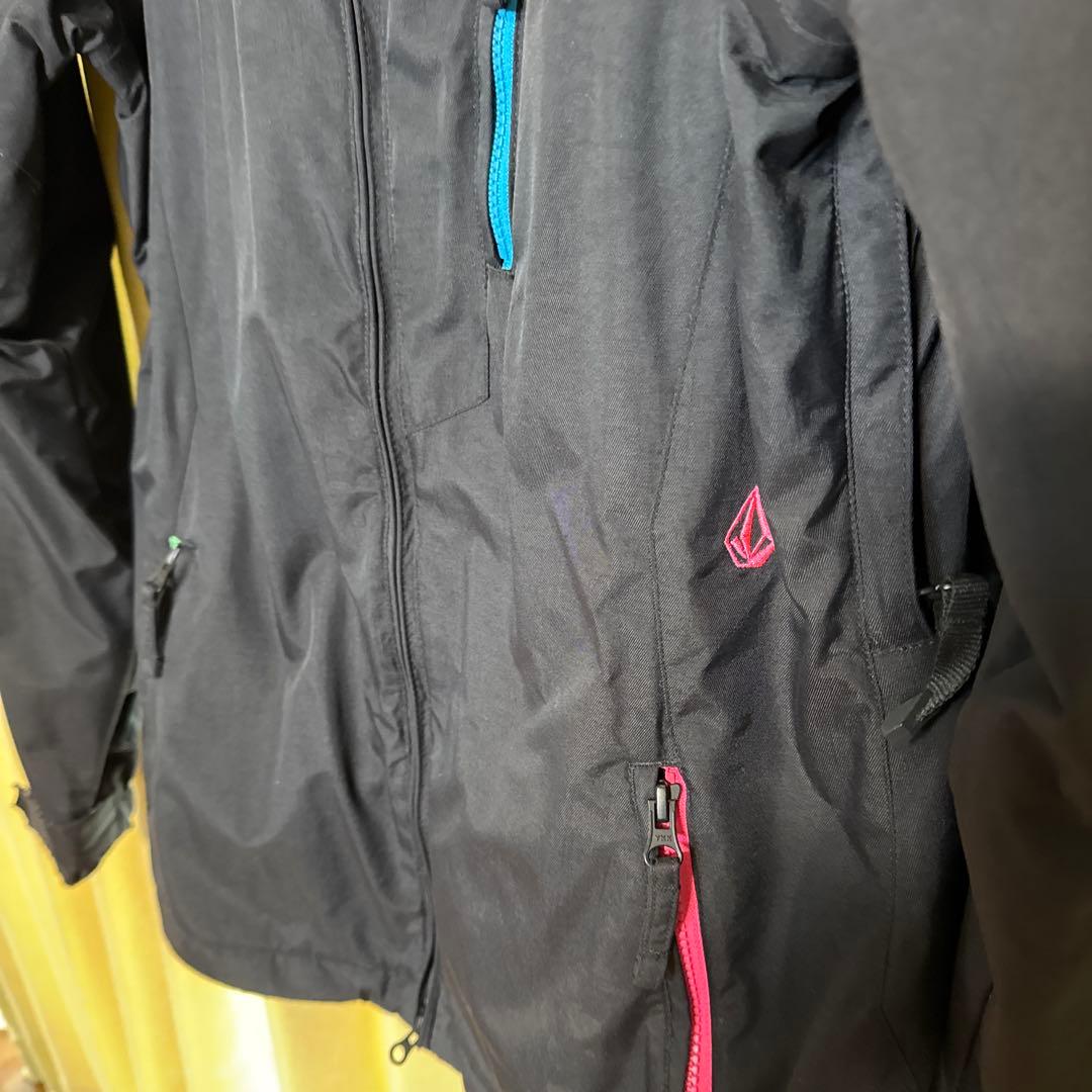 ボルコム ブラック スノーボードウェア