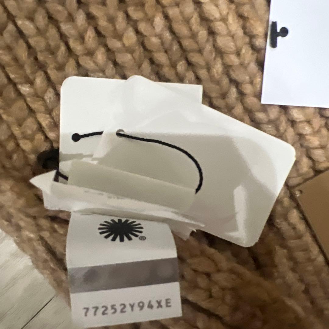 今だけ値下げ！UGG ベージュ マフラー