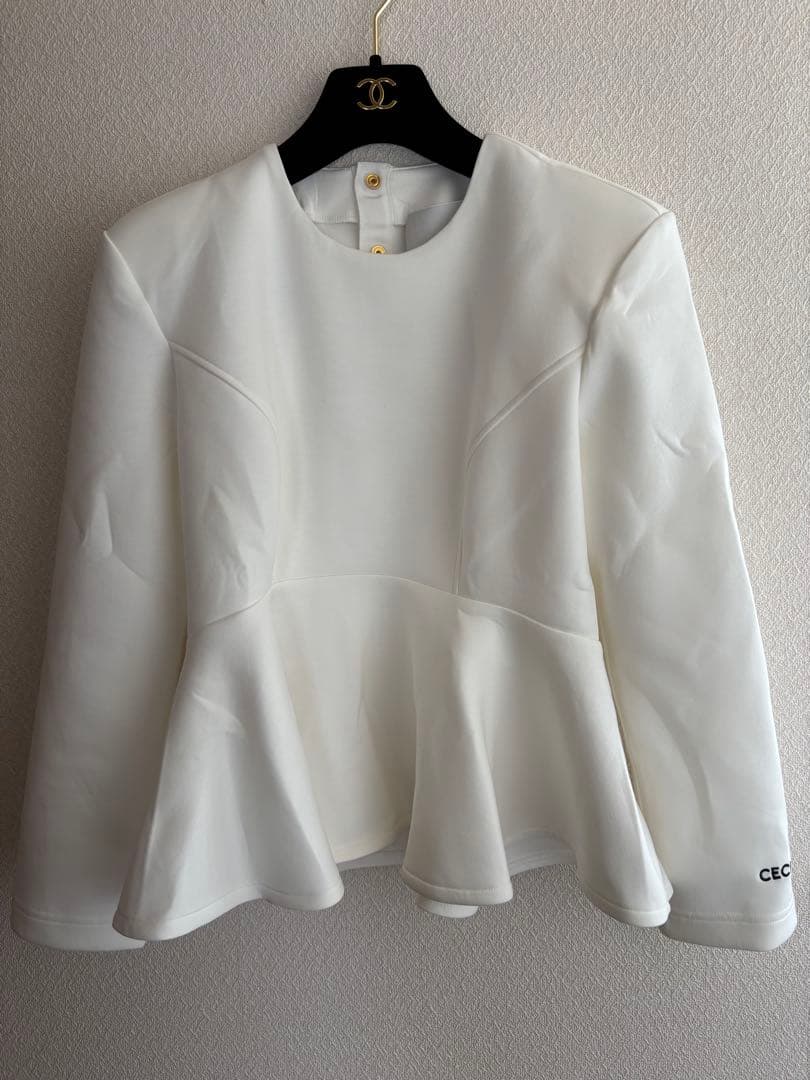 未使用girlish St.cecilia ガーリッシュクッションペプラム