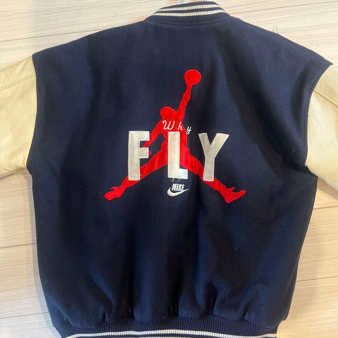 Nike スタジャン ジャンプマンロゴ 23