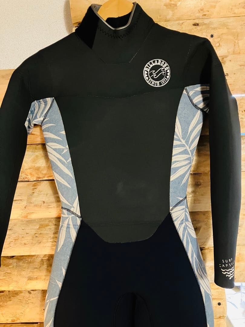 ★２回のみ着用★BILLABONG レディースセミドライM