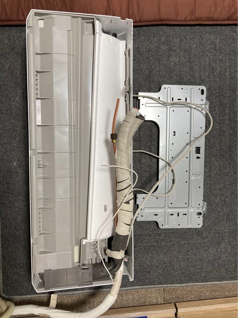 【リモコンなし】アイリスオーヤマ エアコン IHF-2207G 2023年製