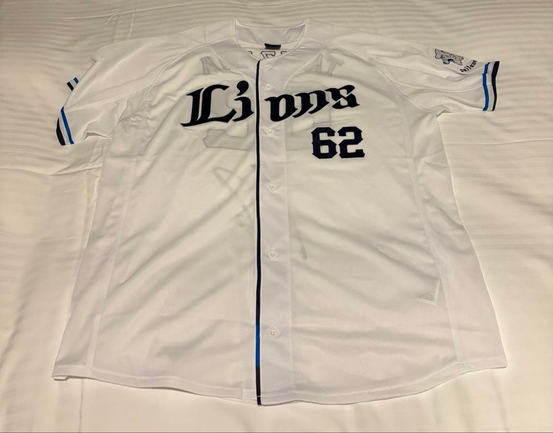 埼玉西武ライオンズ　滝澤夏央　直筆サイン入りユニフォーム　Lサイズ　2026年版