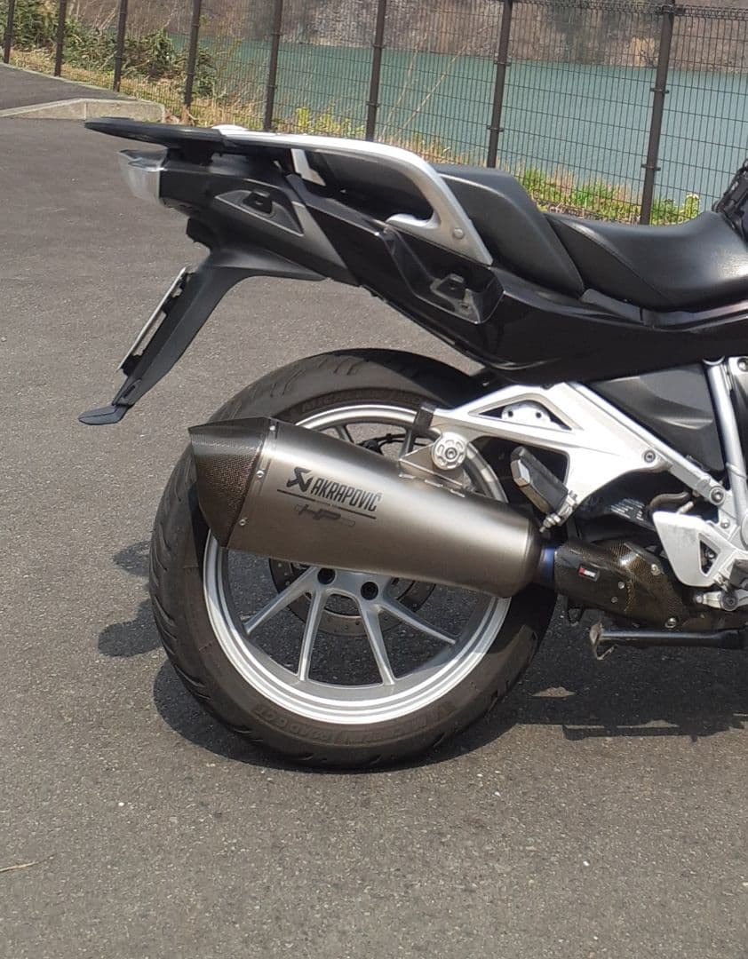  R1200RT アクラポビッチ