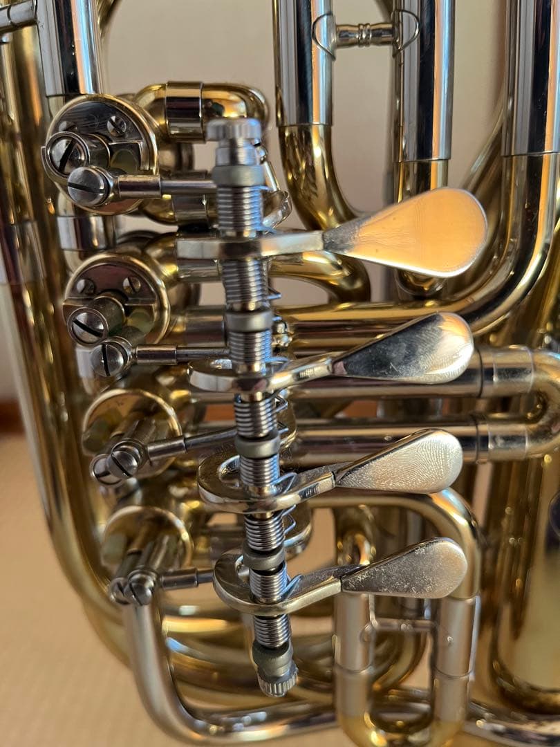 Behning & Sons 製　トラベルチューバ　ミニチューバ