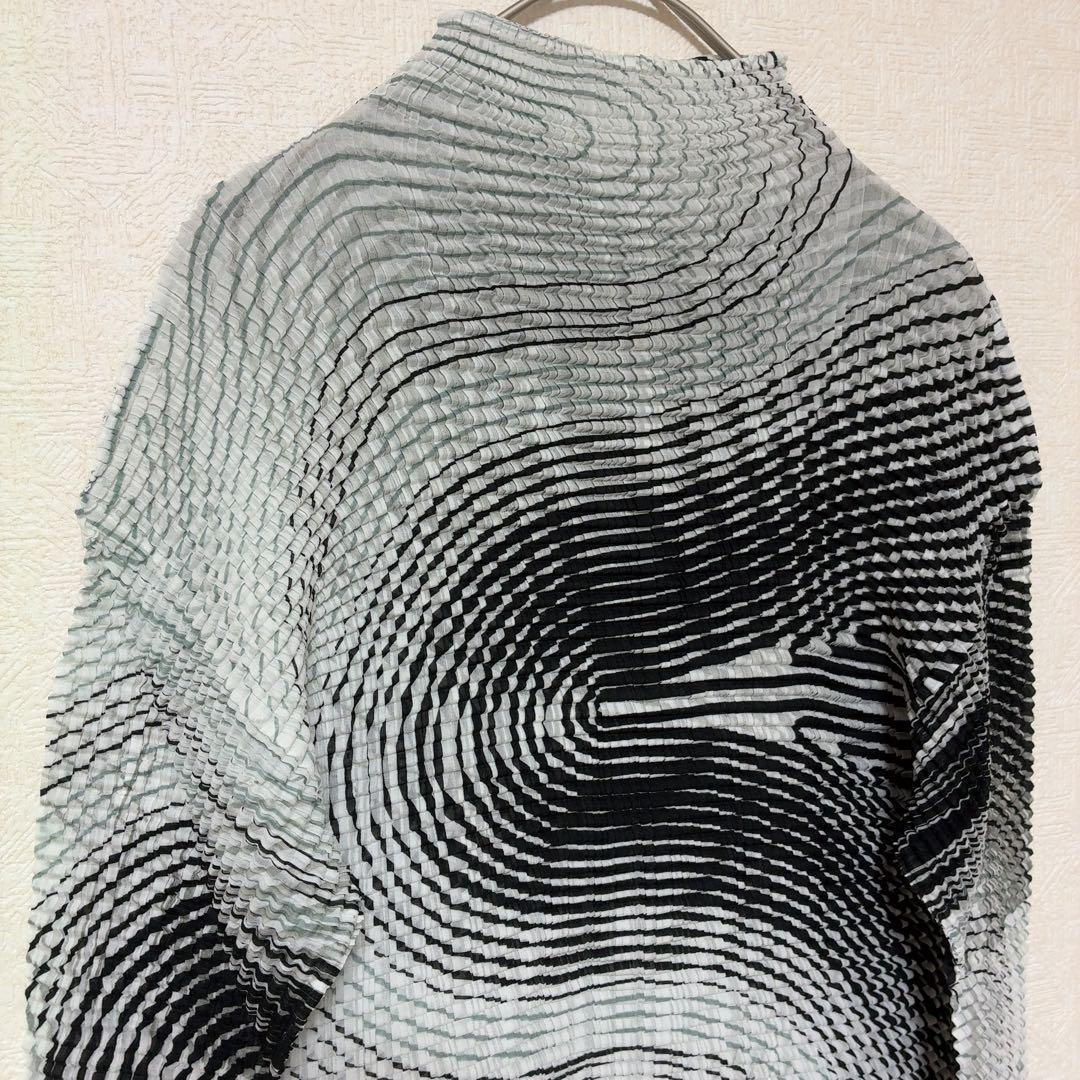 イッセイミヤケ 波模様 長袖 プリーツ カットソー ハイネック 薄手