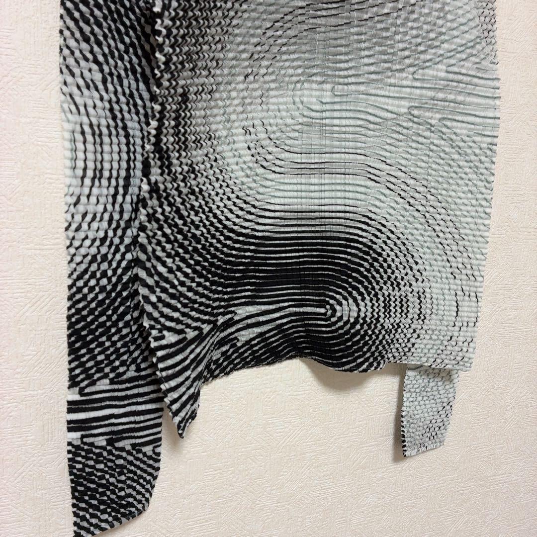 イッセイミヤケ 波模様 長袖 プリーツ カットソー ハイネック 薄手