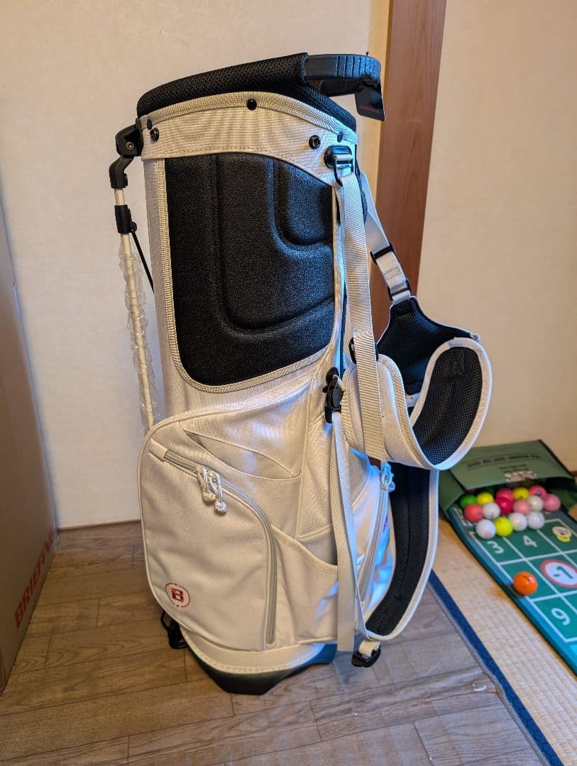 ブリーフィングゴルフキャディバッグ 限定CR-4 ホリデーコレクション 白×赤