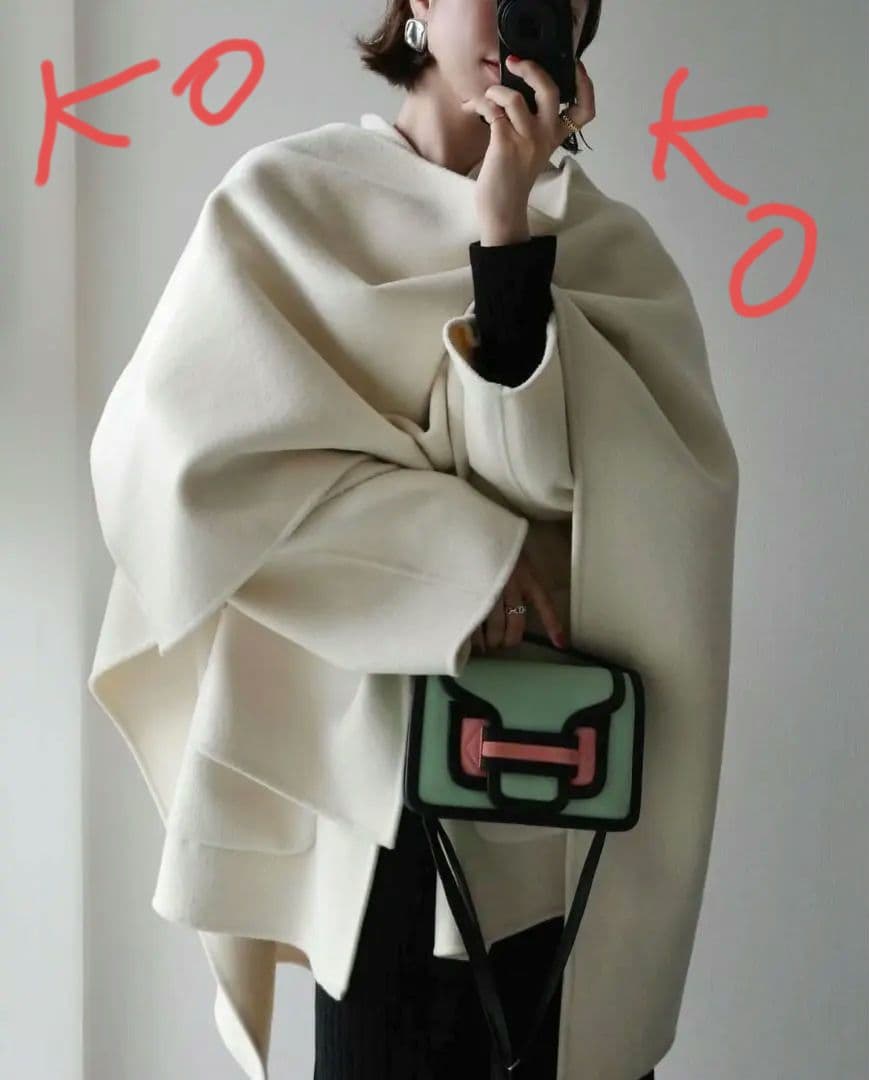 ZARA ウールケープコート