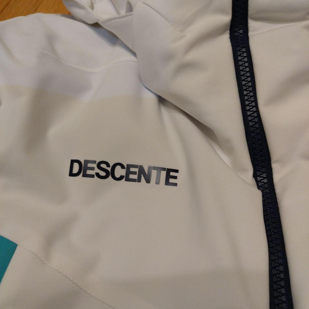 大幅値下げ!　女性用DESCENTE スキーウェア ホワイト/ターコイズ