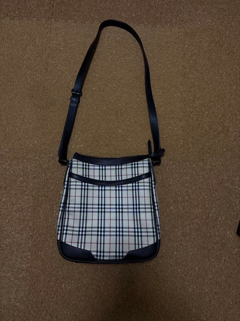 Burberry チェック柄 ショルダーバッグ 中型