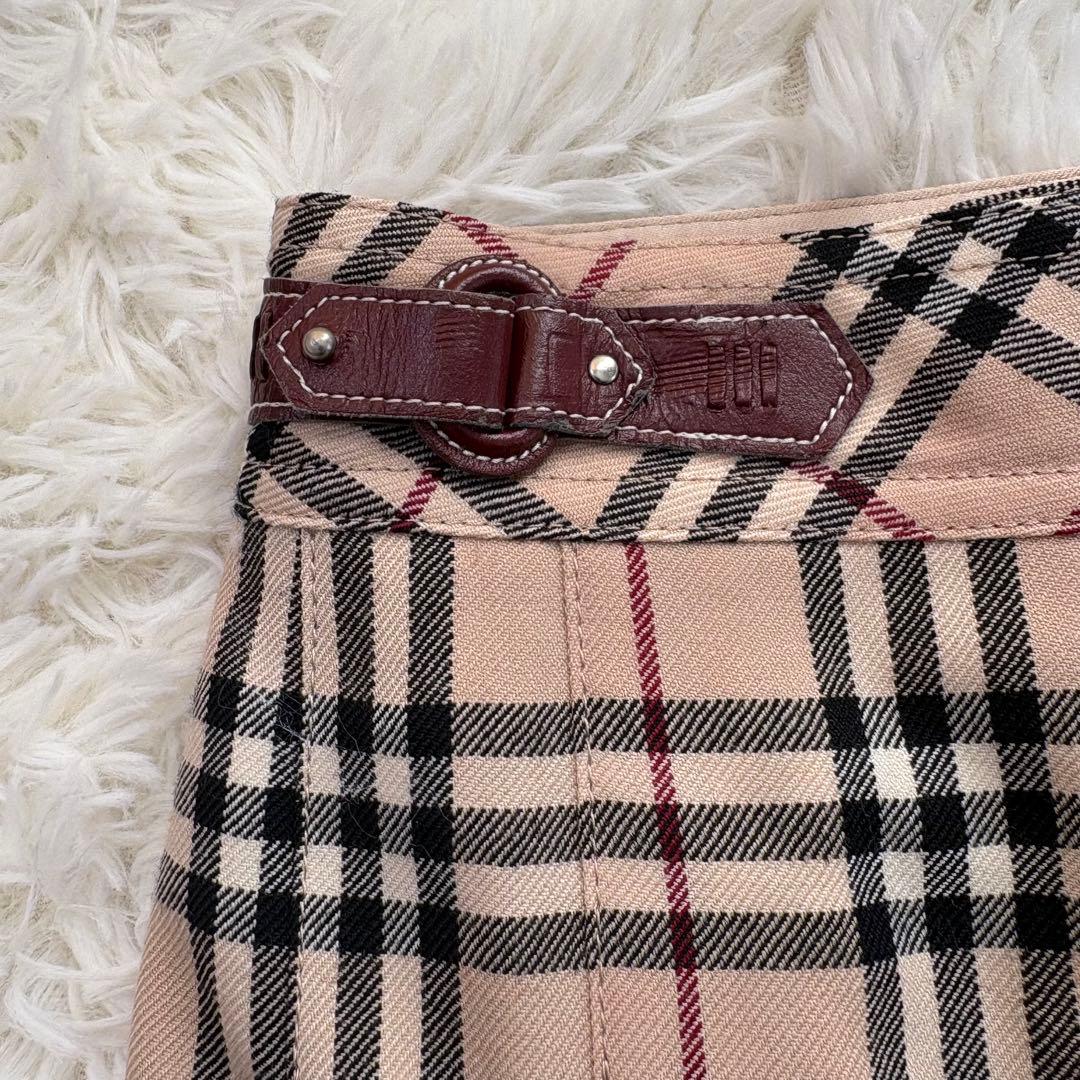 美品 バーバリーブルーレーベル スカート ノバチェック ベージュ 38