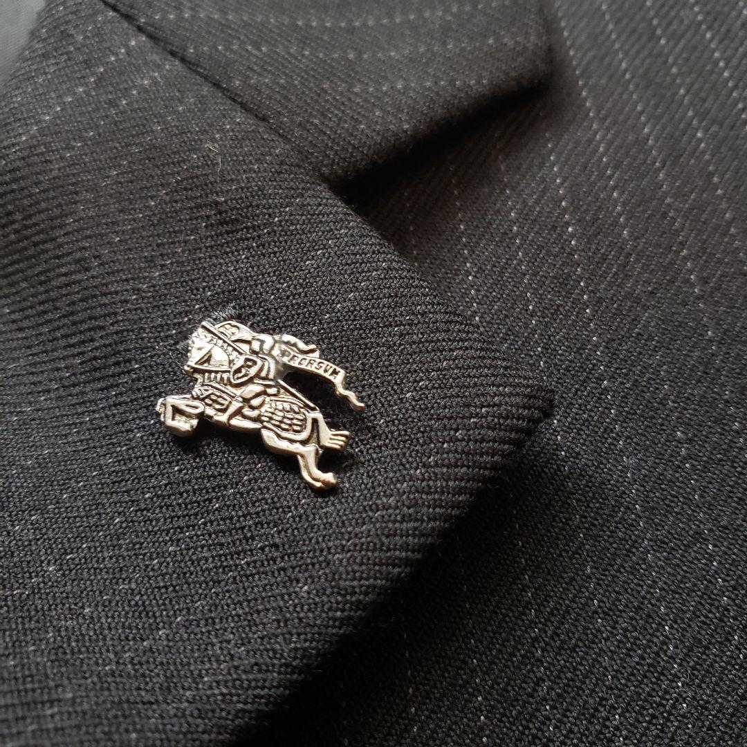 美品◆ピンバッジ付きBURBERRYスーツ130男児◆入学式