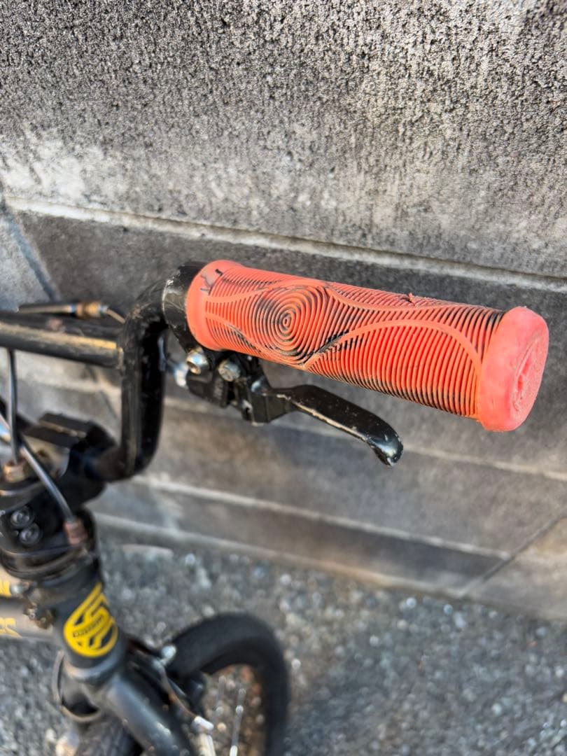 土日祝直接引き取りのみ　ARES BIKES STN BMX バイク