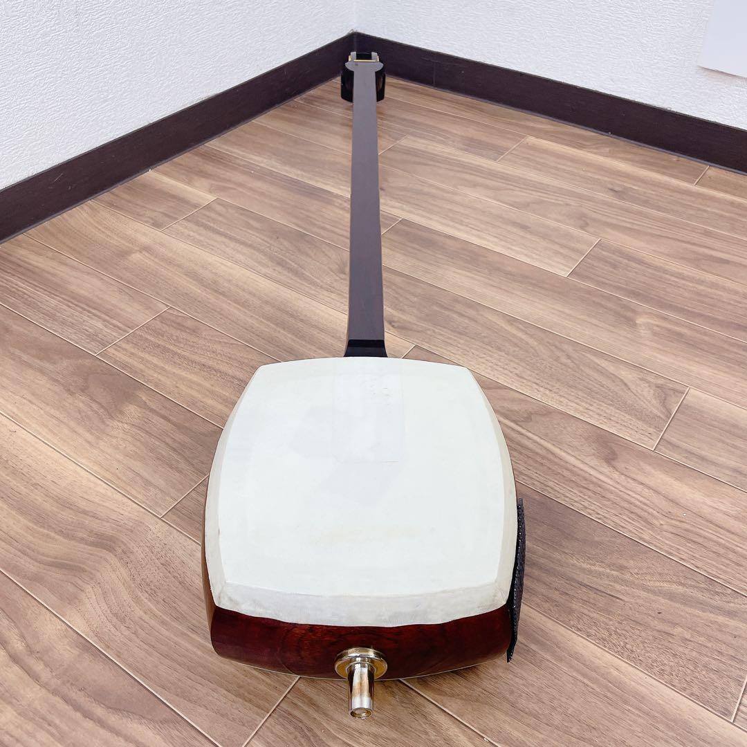 津軽三味線 金ほぞ 子持ち綾杉胴 トチ有 紅木 GP24 東さわり 犬皮 和楽器