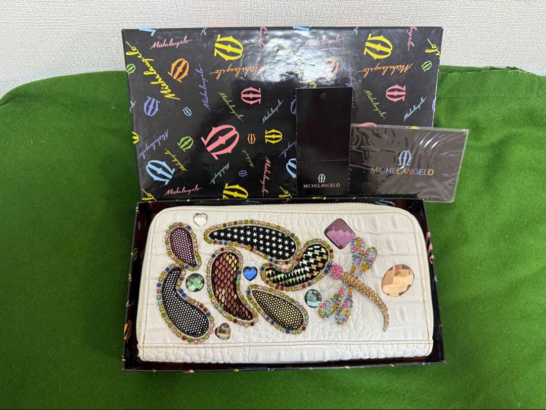 ★レア★MICHELANGELO ミケランジェロ 装飾長財布 ホワイト