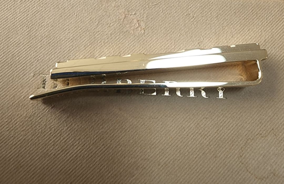 BURBERRY ノバチェック模様 タイピン