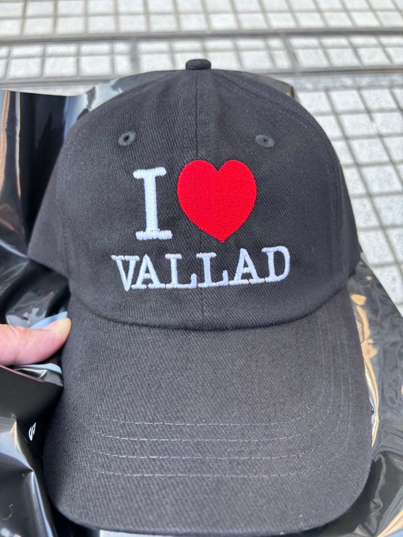 VALLAD POP-UP 限定キャップ　IO kandytown バラッド