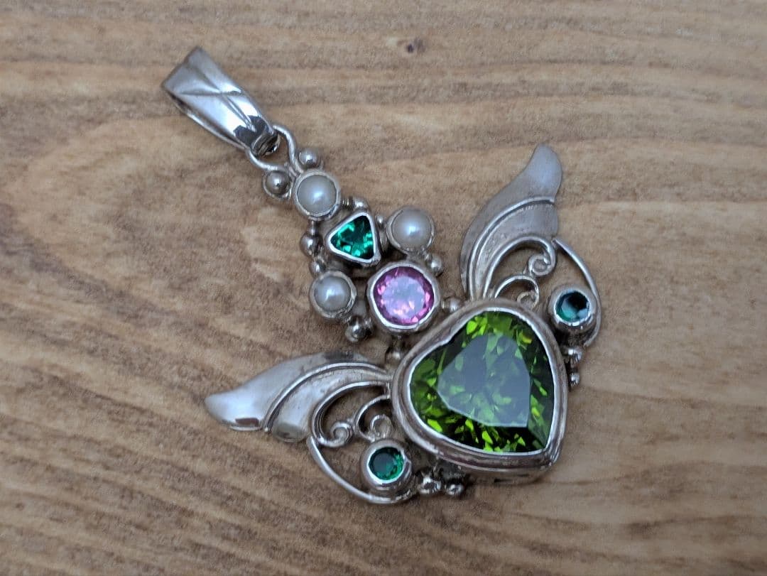 シャンカリジュエリー: ハート型チャーム（チェーンおまけ付き）最終価格