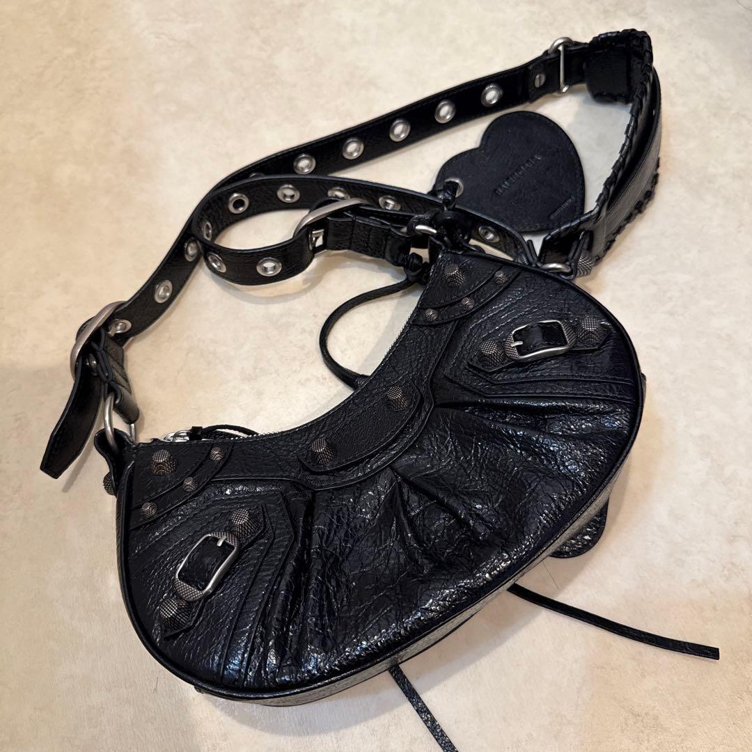 バレンシアガ BALENCIAGA Le Cagole XS ルカゴール バッグ