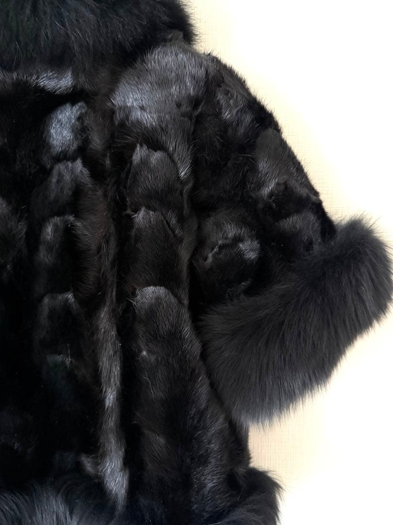 【新品未使用】ブラック ミンク×フォックス ファーショートケープ 短袖 本毛皮