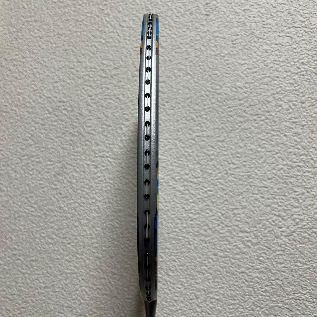ナノフレア700TOUR シルバー　バドミントンラケット ヨネックス
