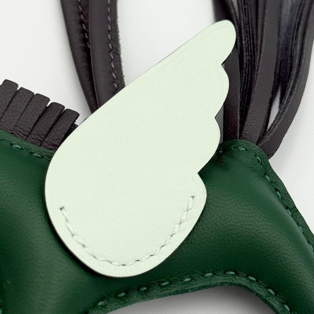 鑑定済⭐️新品未使用⭐️エルメス 24年製 ペガサスPM W刻印 バッグチャーム