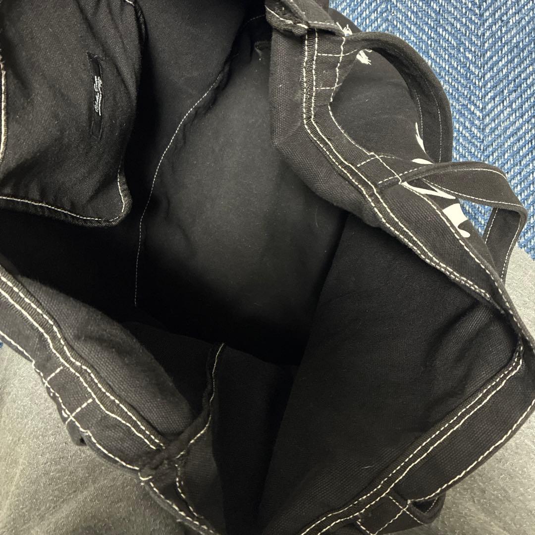 Girls Don't Cry トートバッグ ブラック