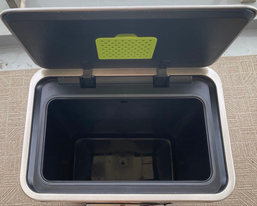 EKOペダル式ごみ箱 20L