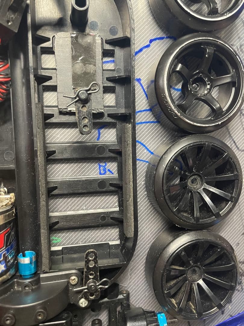 値下げありドリフトラジコンTT01MRCコンバ付き2駆 おまけ付き