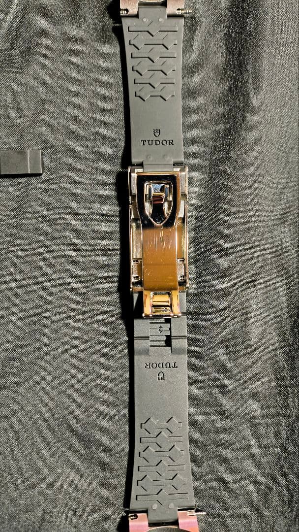 【美品】正規品 TUDER ブラックベイ 58 GMT 専用 ラバーベルト