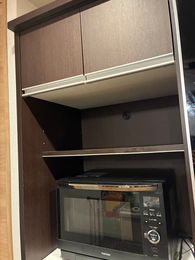 食器棚　ダークブラウン　ガラス扉付き