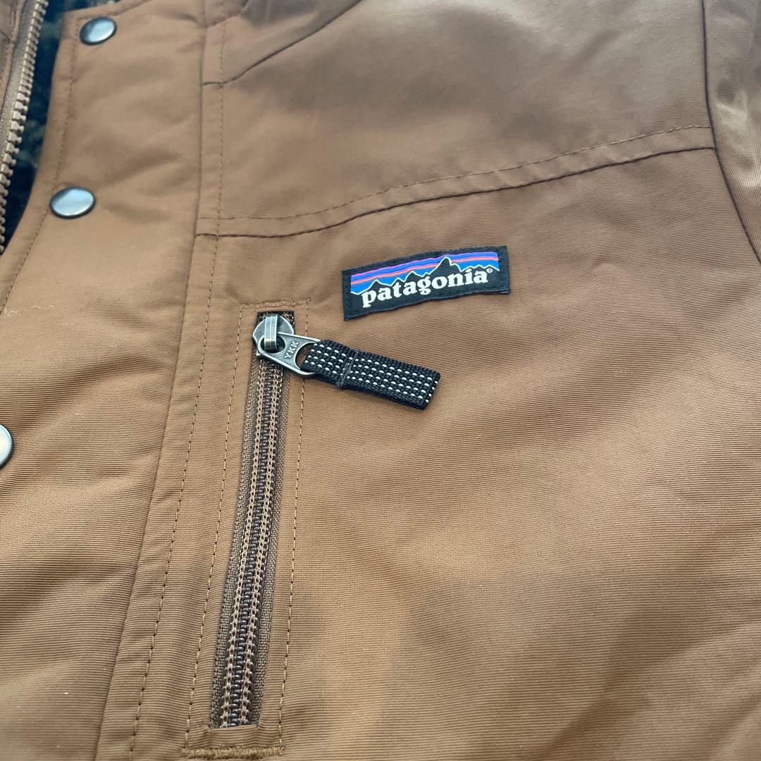 patagonia フード付きジャケット ブラウン