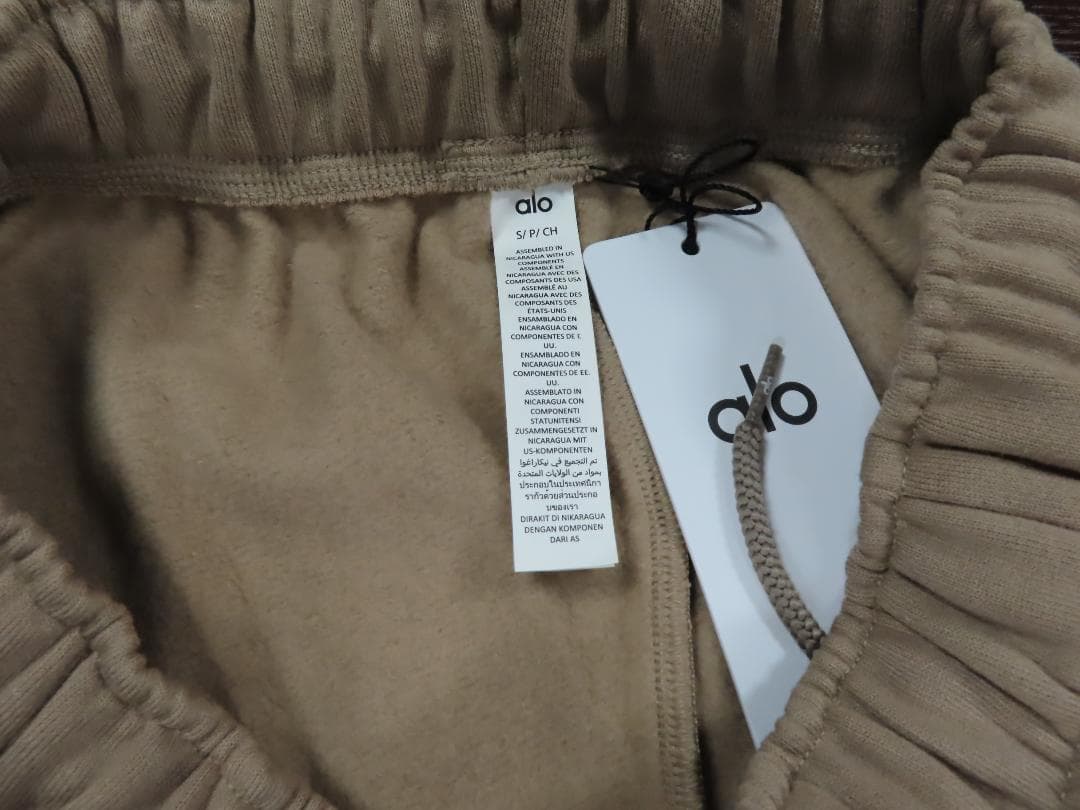 未使用 正規aloyoga Accolade ストレートレッグ スウェットパンツ