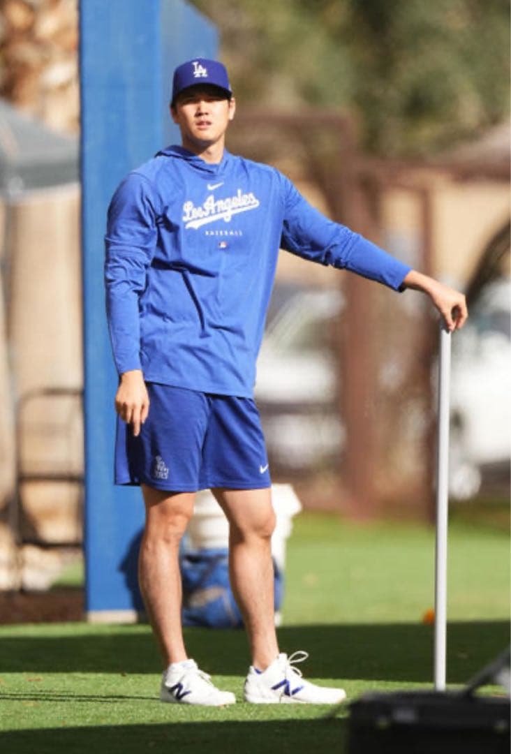 大谷選手着用品 ドジャース練習用公式ショートパンツ サイズM 新品タグ付