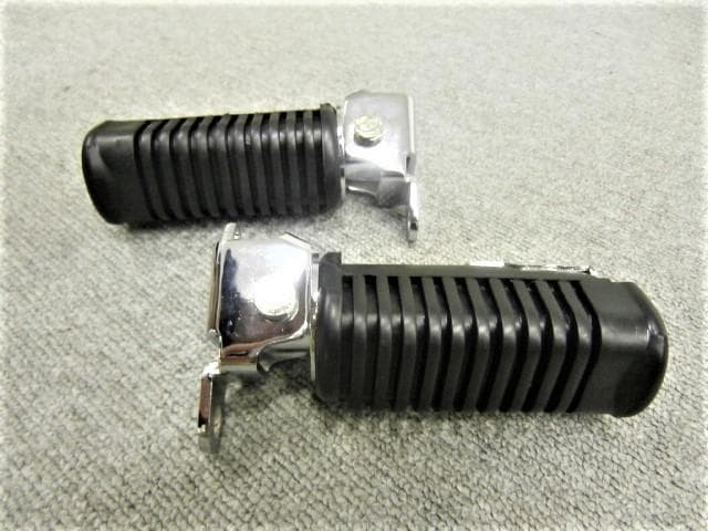 フロント　ステップ　メッキ　CBX５５０F/ PC０４純正　タイプ　新品　未使用