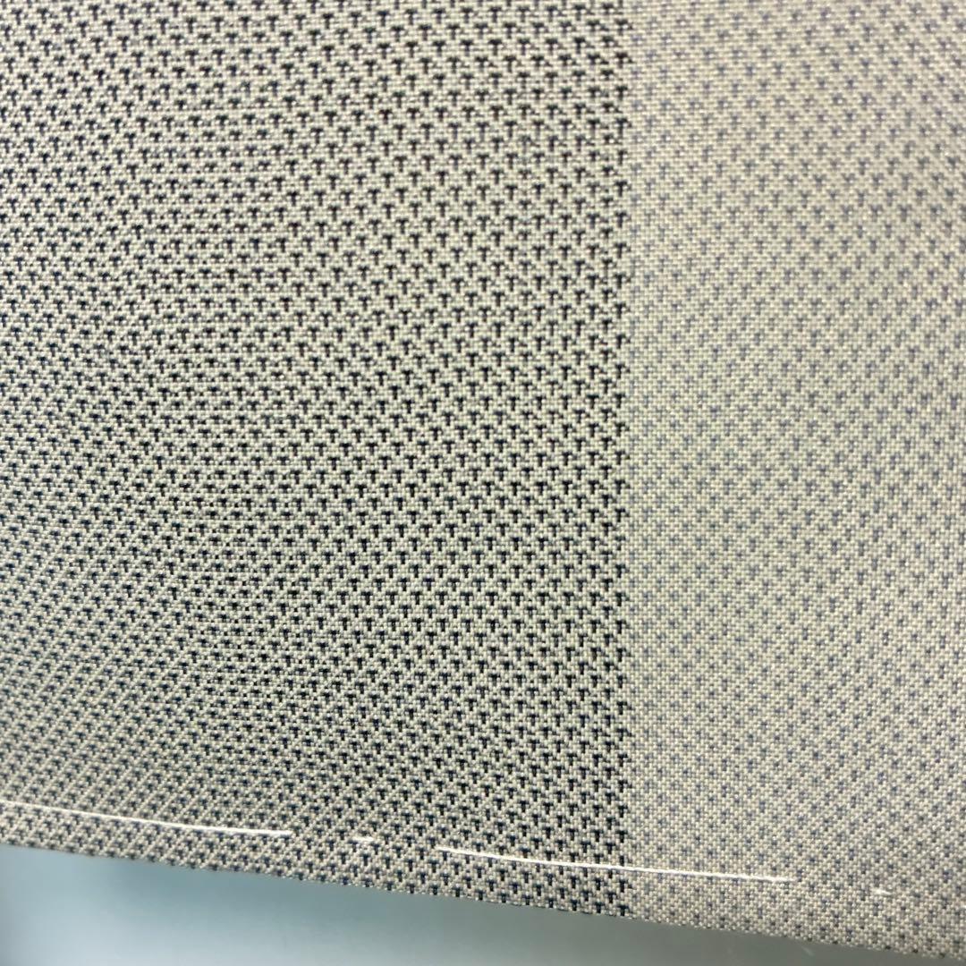 D237 本場白大島紬　変わり市松　正絹　着物　袷　しつけ糸付き未使用極美品