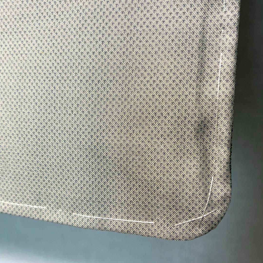 D237 本場白大島紬　変わり市松　正絹　着物　袷　しつけ糸付き未使用極美品